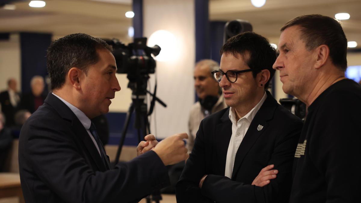 Bildu insiste en que hará “todo lo posible” para que el Gobierno termine la legislatura
