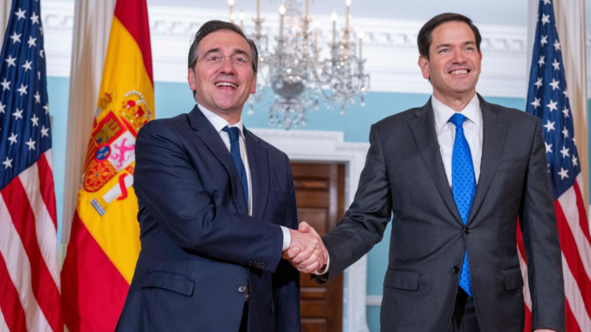 Albares se reúne con Rubio “en un tono bueno y cordial”, aunque difieren con respecto al gasto en defensa
